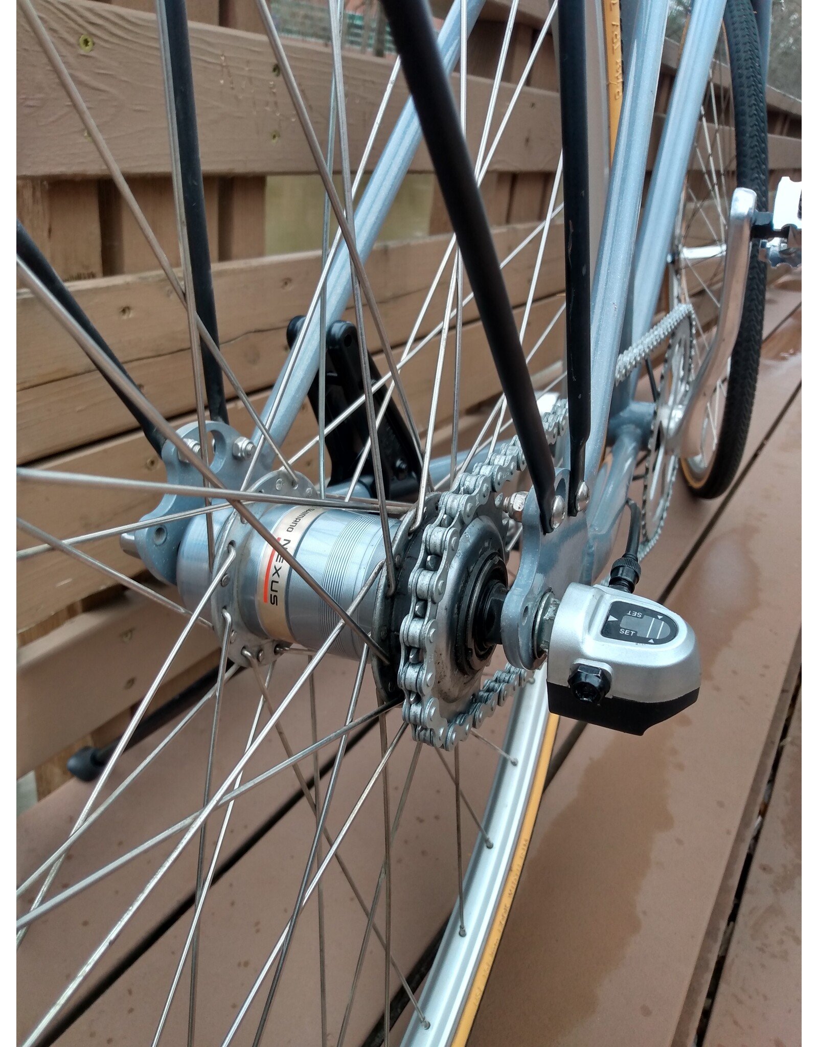 Detroit, A-Type, L, Sparkly Silver