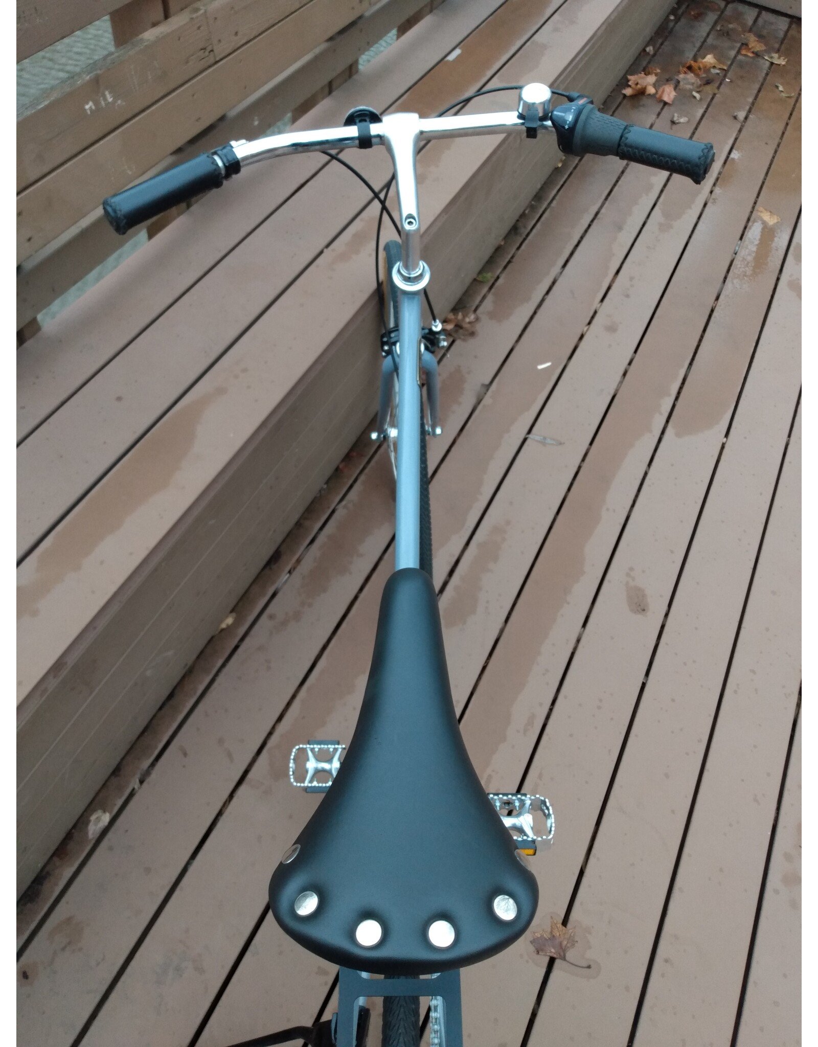 Detroit, A-Type, L, Sparkly Silver