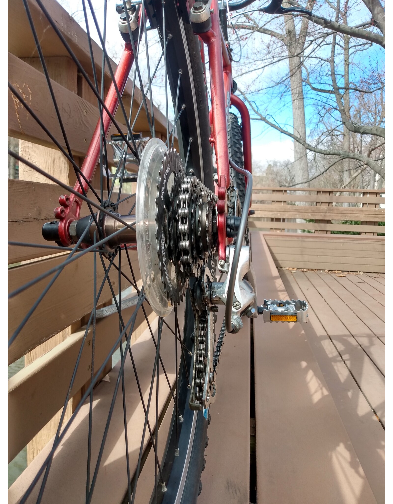 Mongoose Hilltopper, 21in/XL. Red