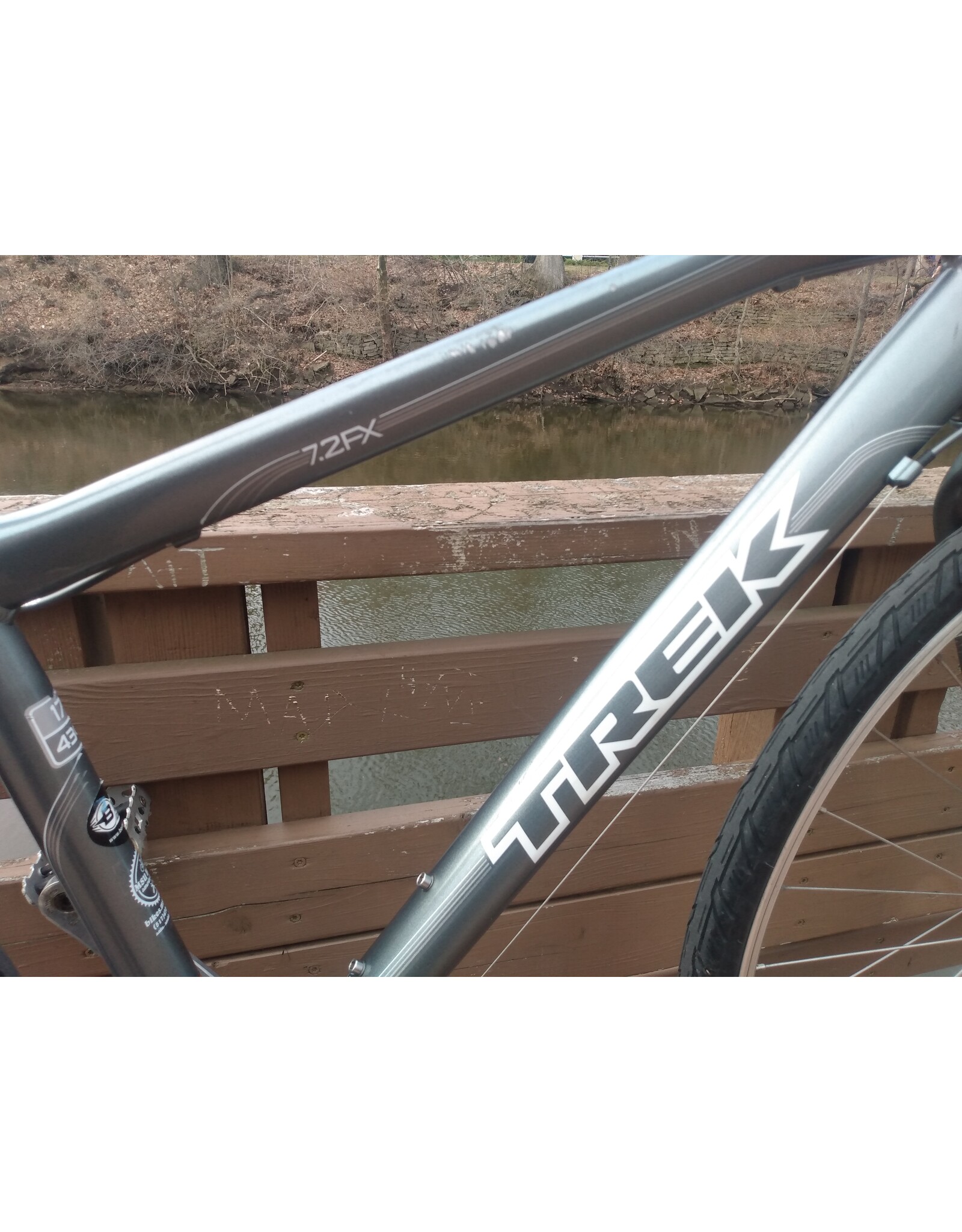 Trek, 7.2FX, 17in/M, Silver