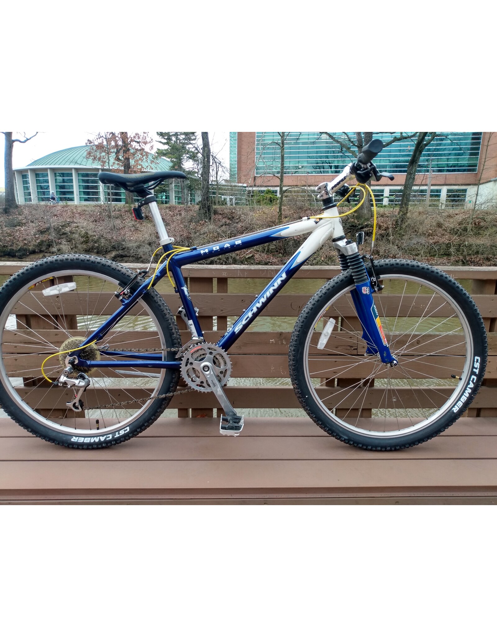 Schwinn, MOAB, 17in/M, Blue