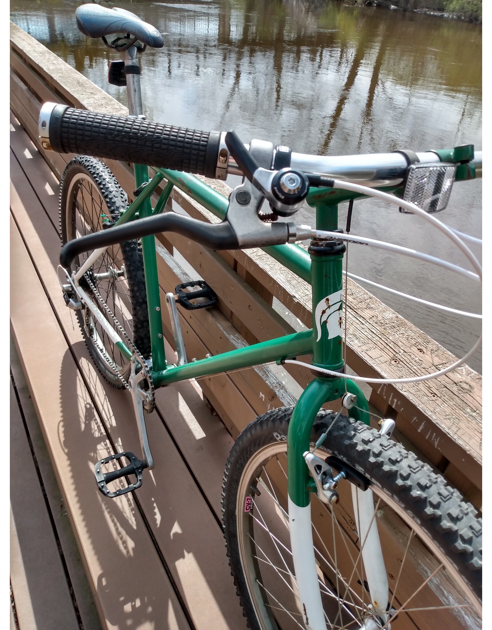 Spartan GT, Green & White, 22in/XL