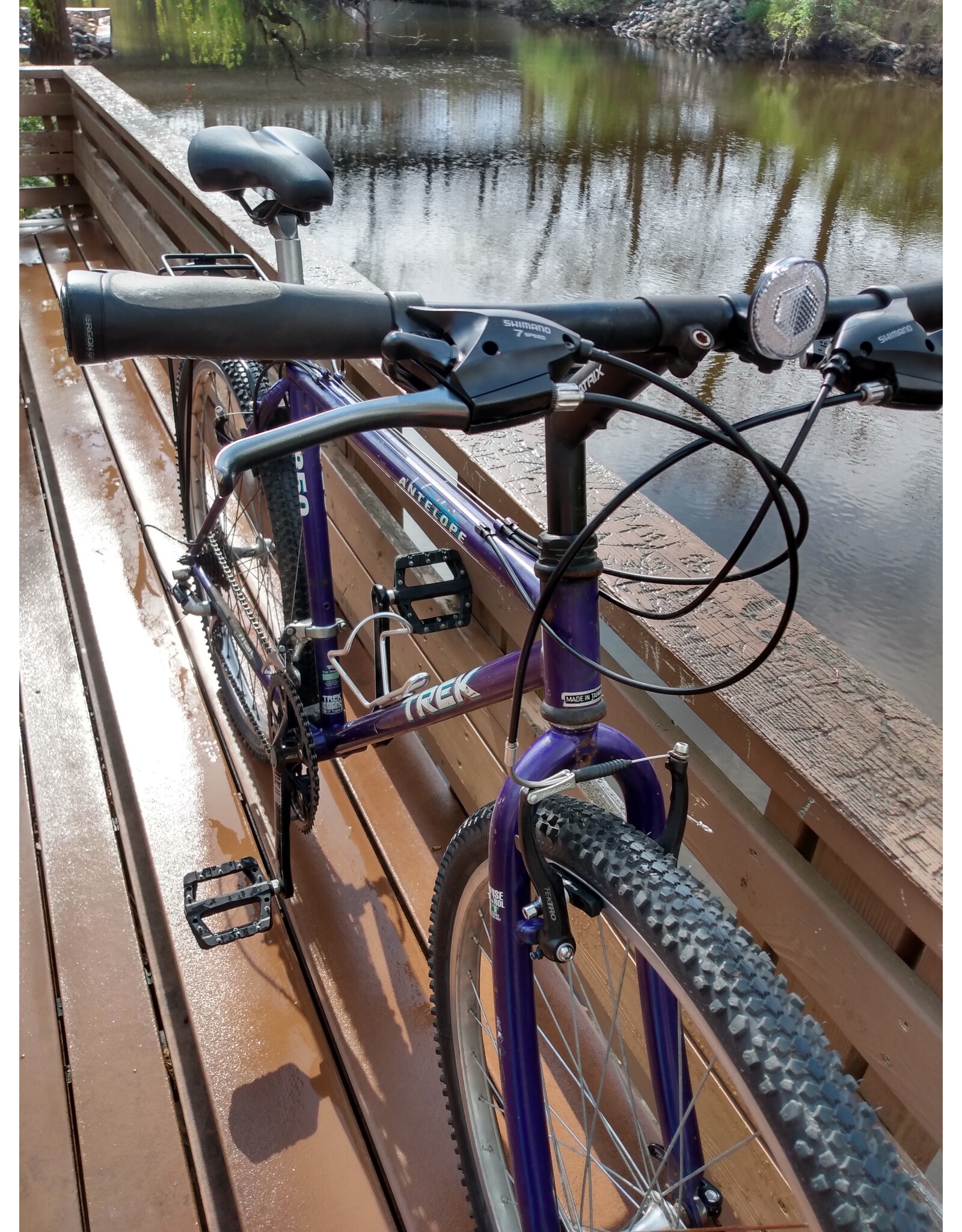 Trek, Antelope, 18in/M, Purple