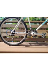 Giant, Butte, 20in/L, White