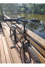 Trek, MT220, 24in/Kids, Black
