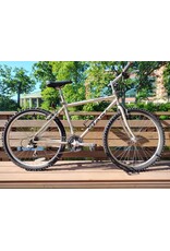 Giant, Yukon, 17in/M, Silver