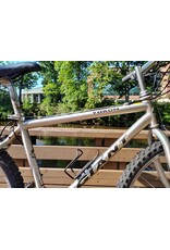 Giant, Yukon, 17in/M, Silver