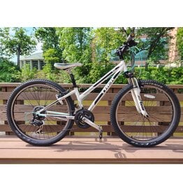 Trek, 820, 13in/XS, White