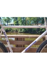 Bridgestone, MB-5, 22in/XL, Pearl White