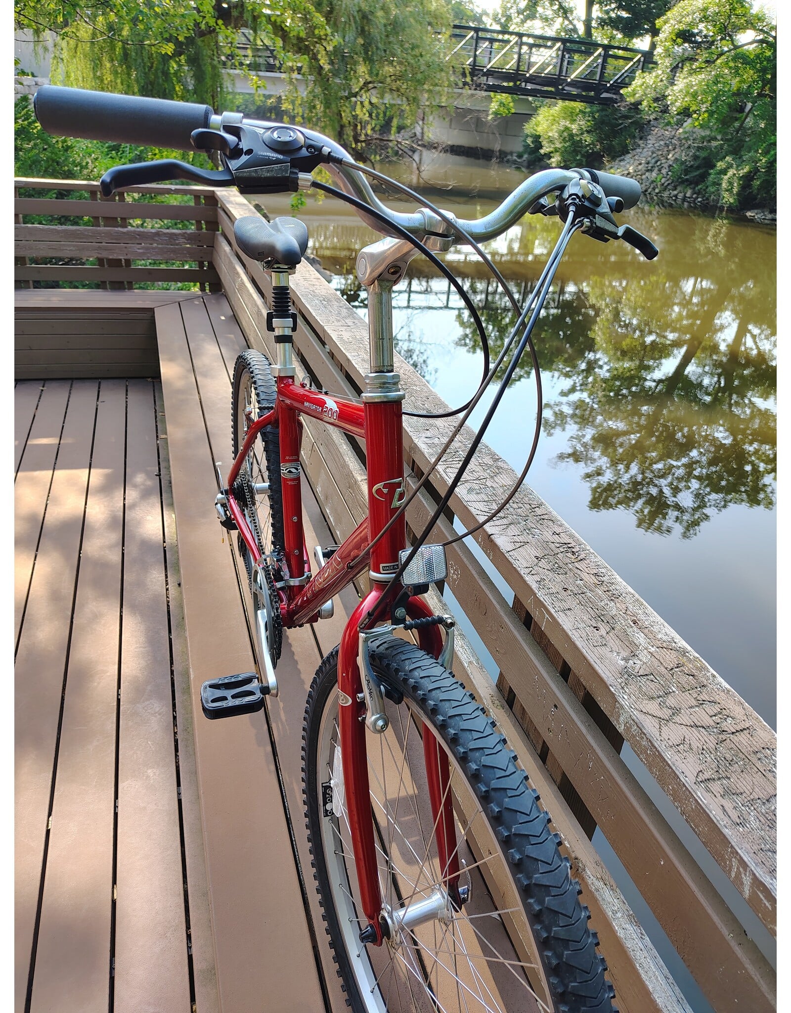 Trek, Navigator, L, Red