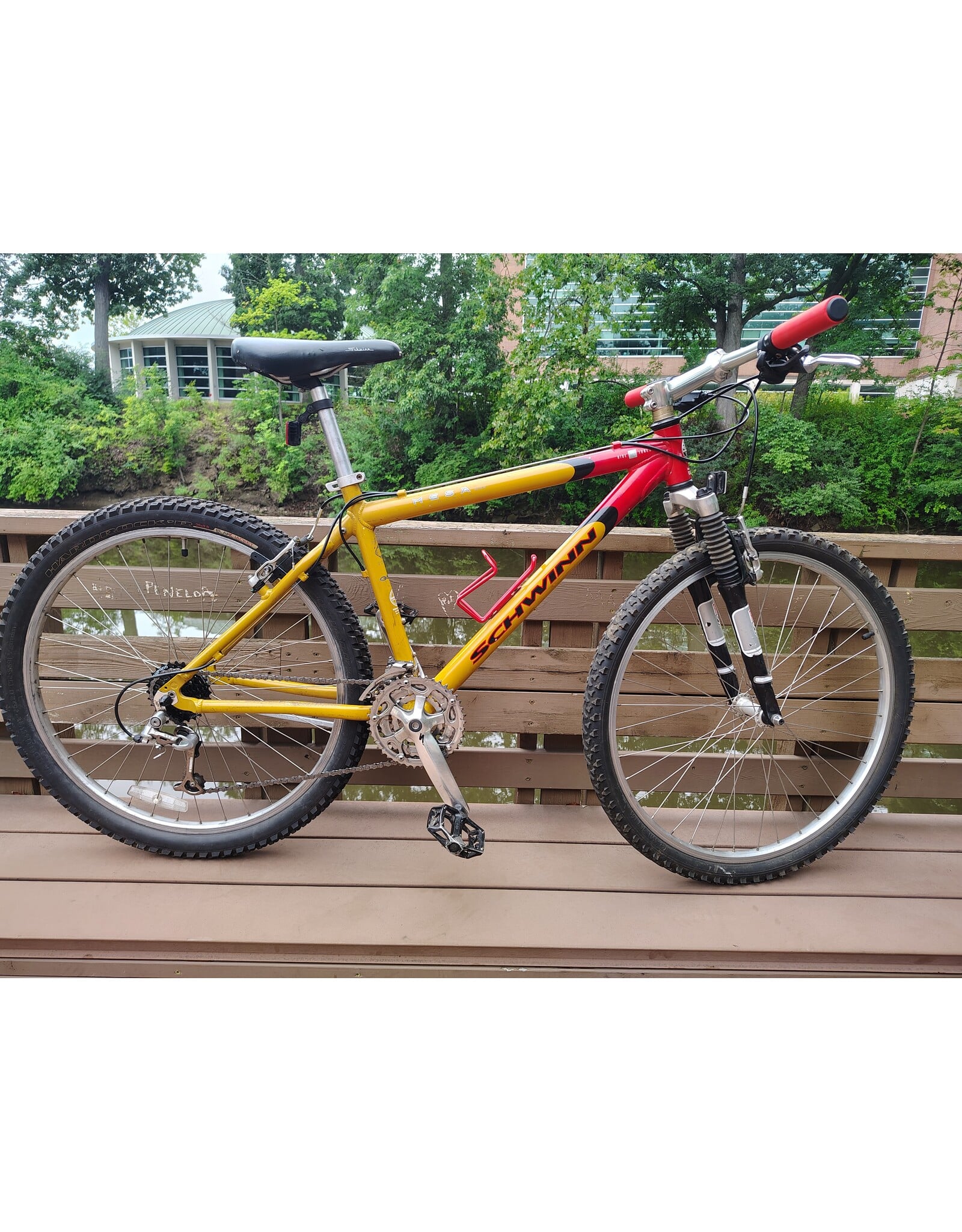 Schwinn, Mesa, S, Yellow/Red