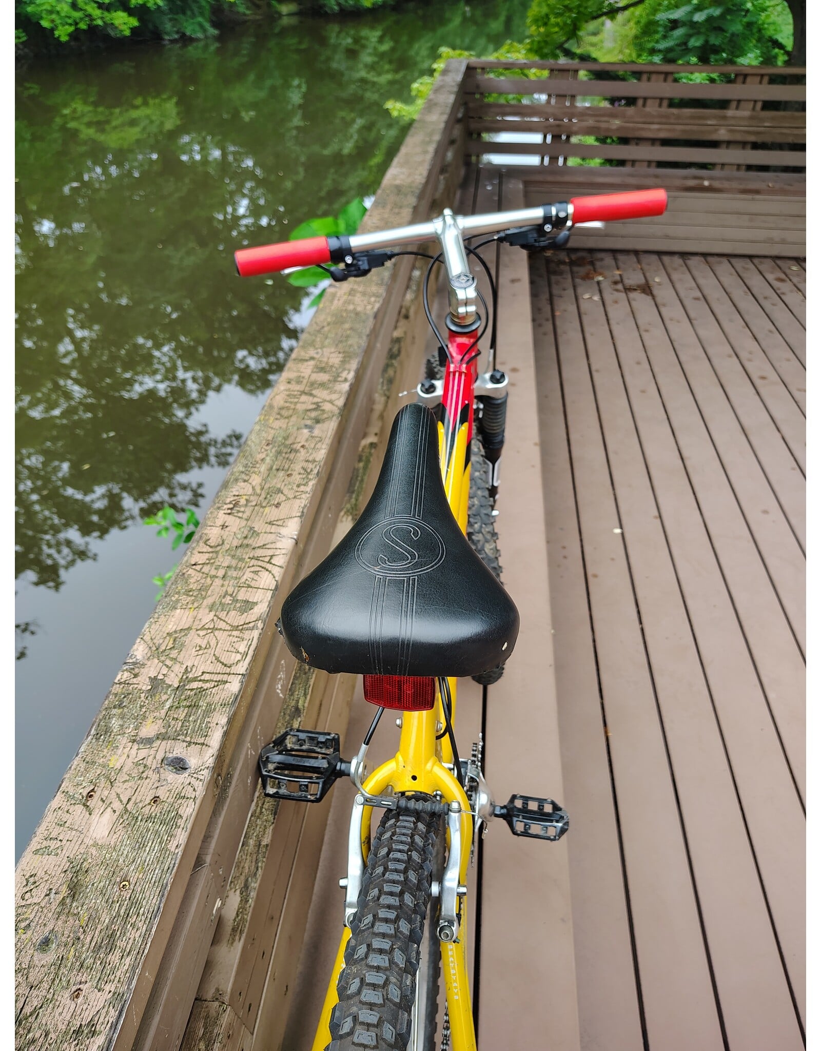 Schwinn, Mesa, S, Yellow/Red