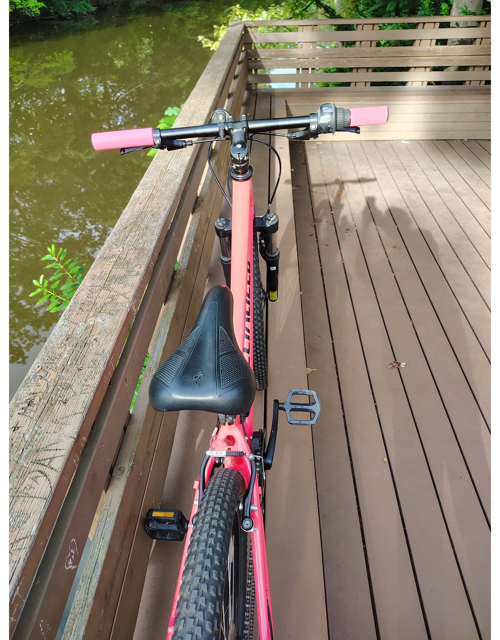 Specialized, Hot Rock, 24"/Kids, Highlighter Pink