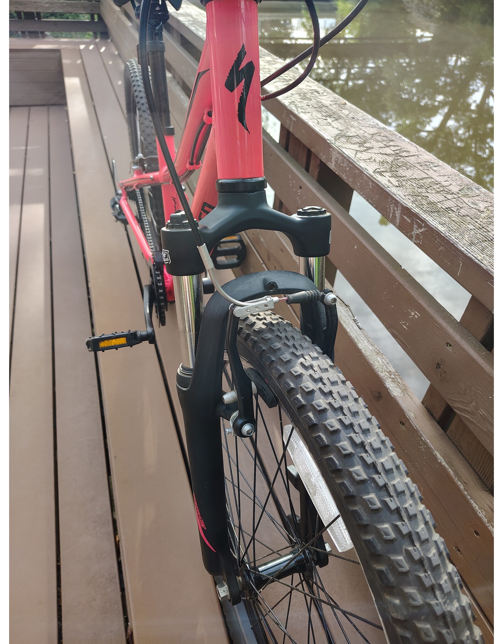 Specialized, Hot Rock, 24"/Kids, Highlighter Pink