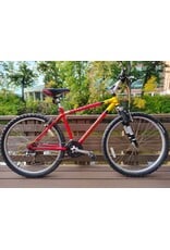 Schwinn, Mesa. M, Red/Yellow