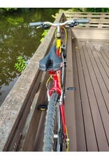 Schwinn, Mesa. M, Red/Yellow