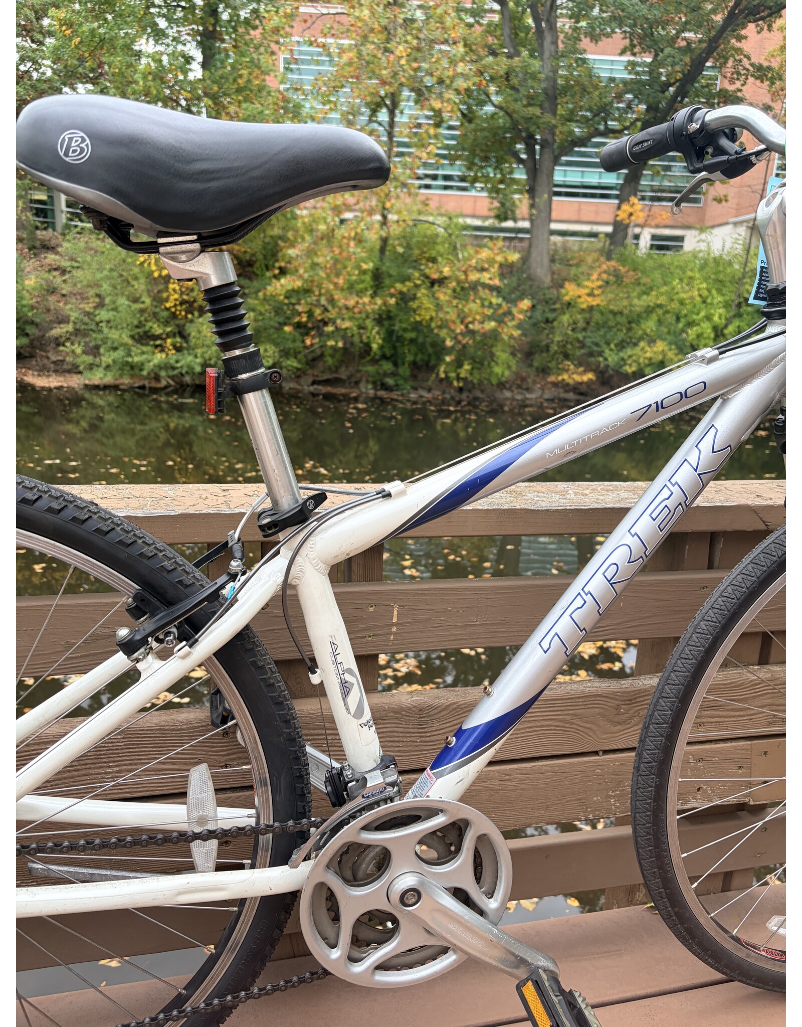 Trek 7100 MultiTrack S Grey/Blue