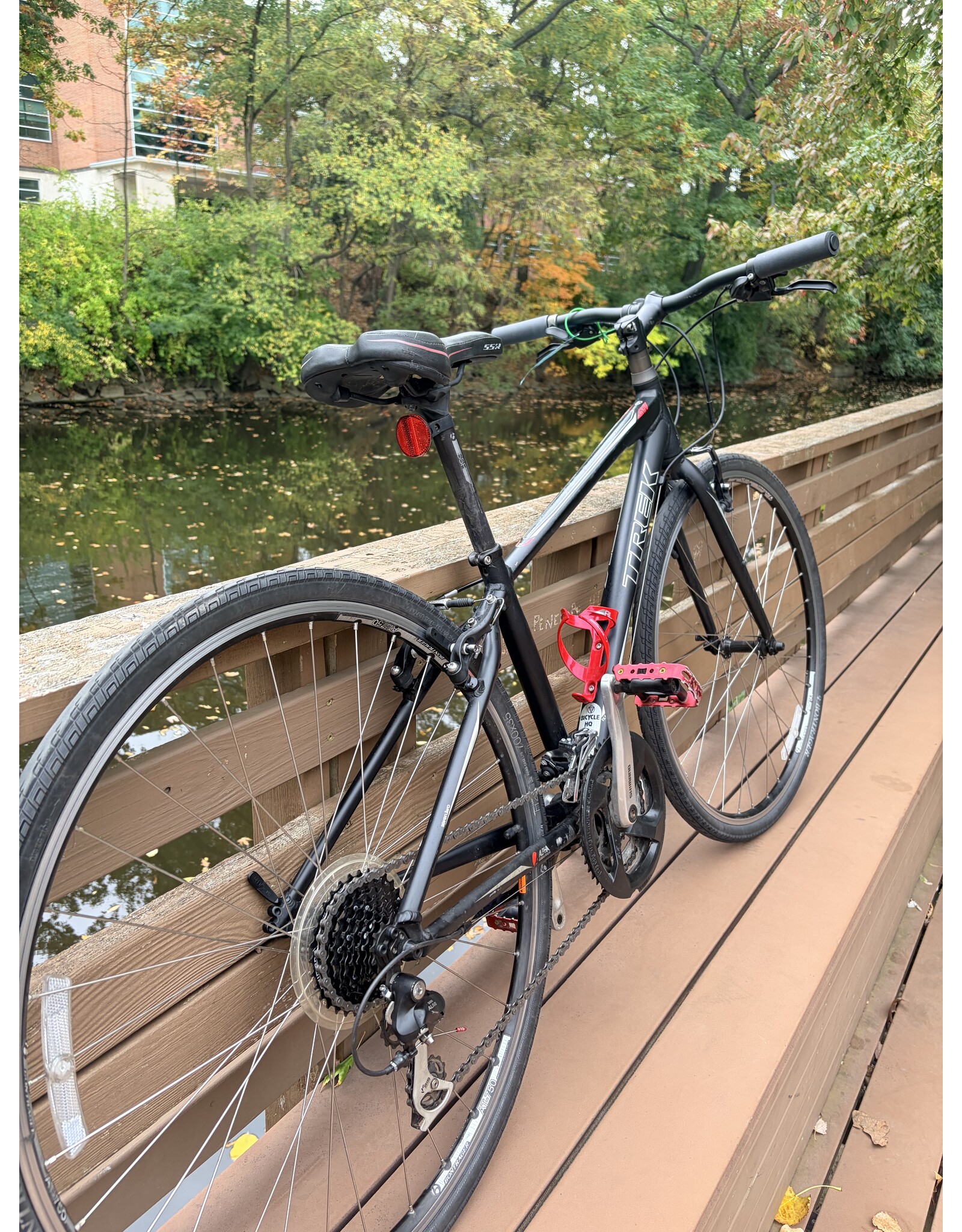 Trek 7.2 M Black