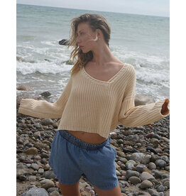 LNA ANGLE V NECK SWEATER