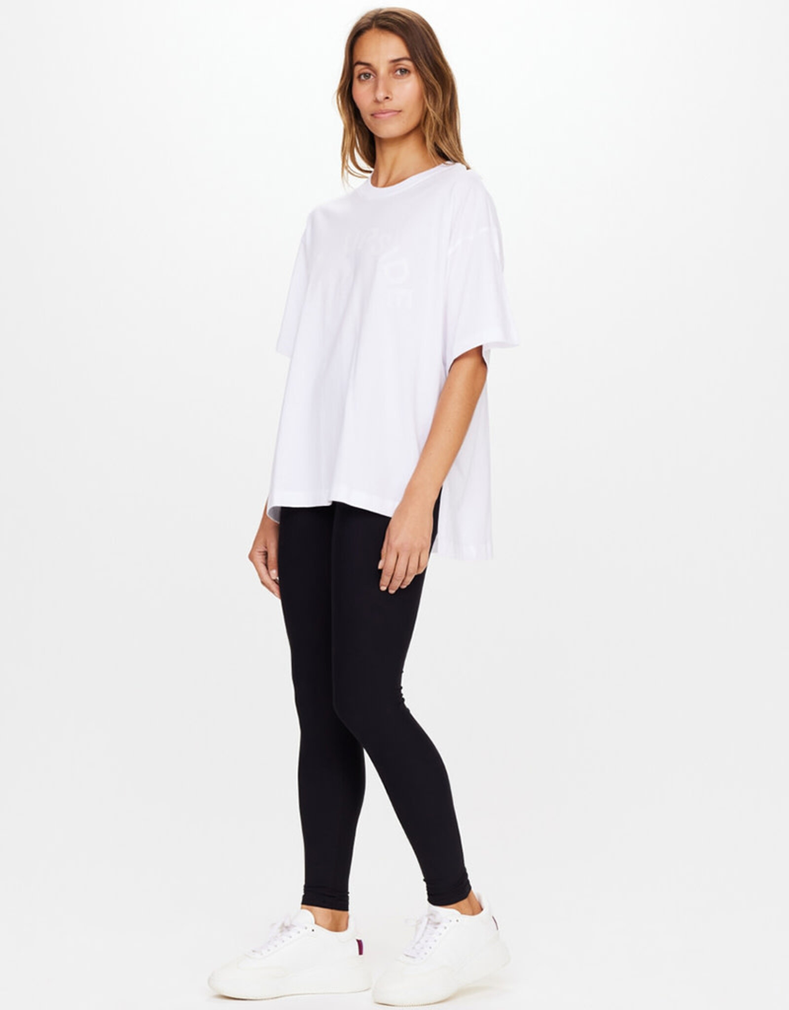 THE UPSIDE LAURA TEE