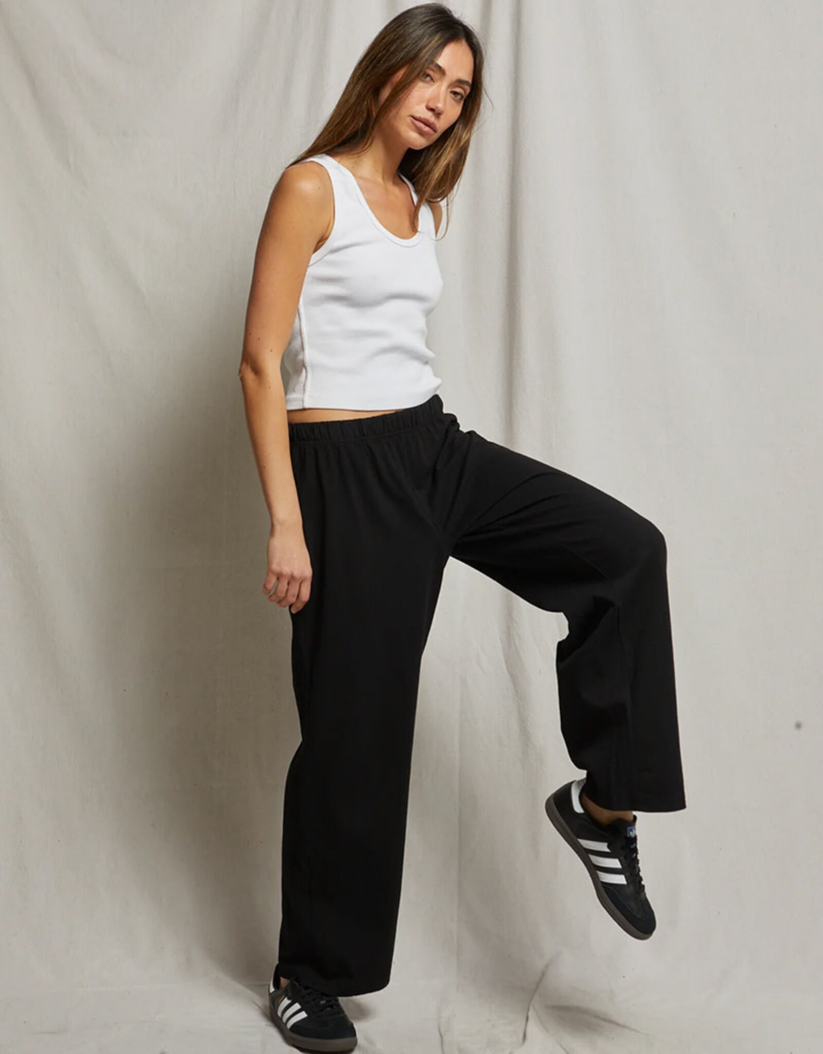 PERFECT WHITE TEE ADELE-EASY PULL ON PANT