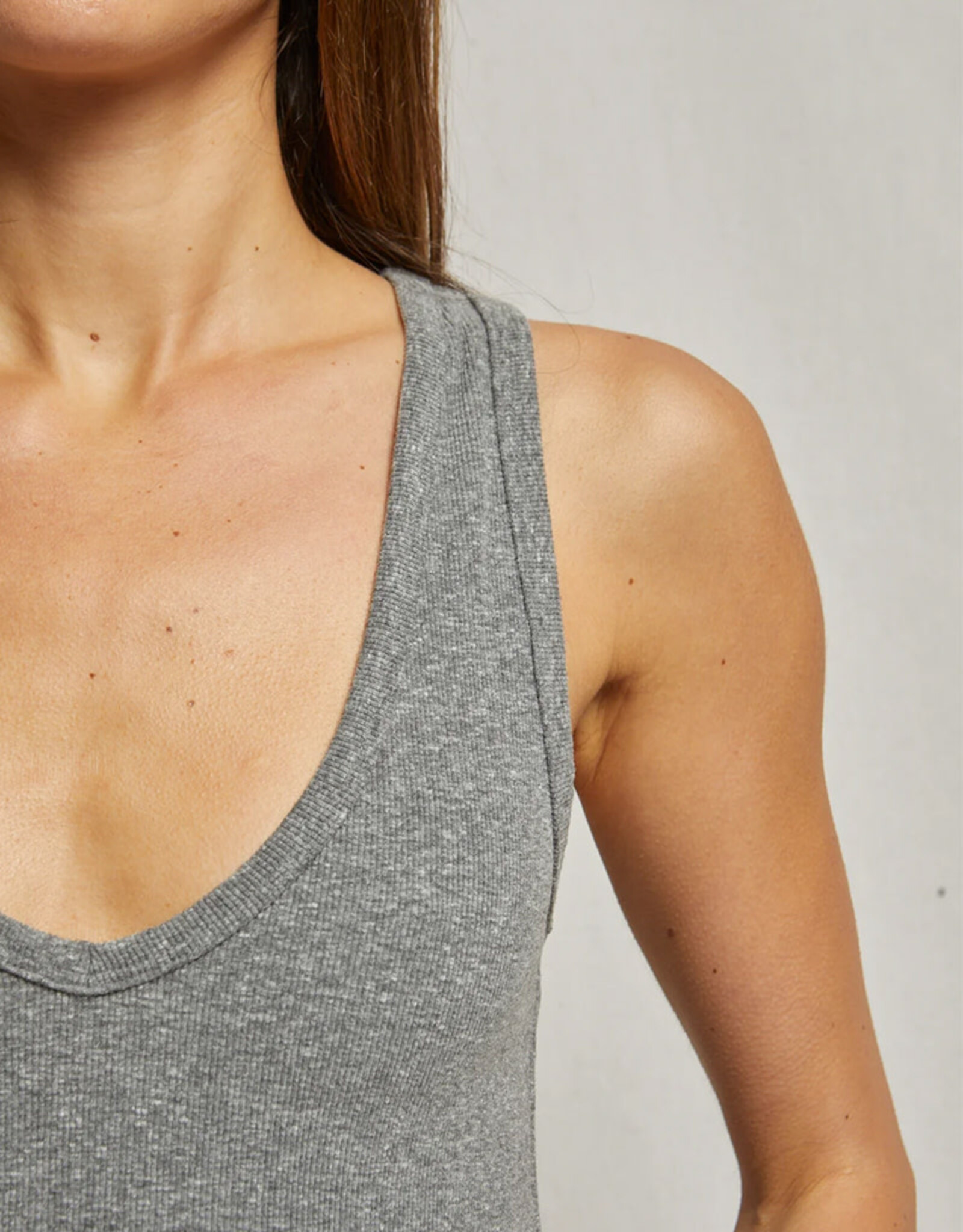 PERFECT WHITE TEE MARIA-STRUCTURED RIB VNECK TANK