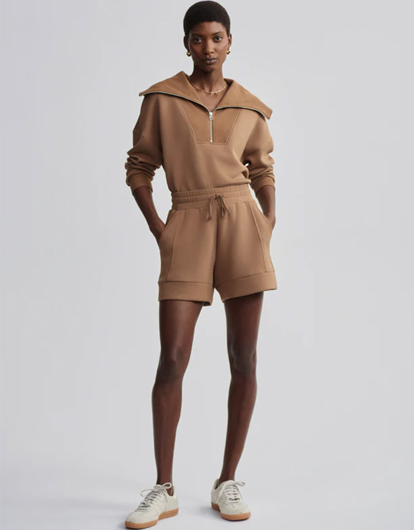 VARLEY ATRIUM HIGH RISE SHORT 4.5