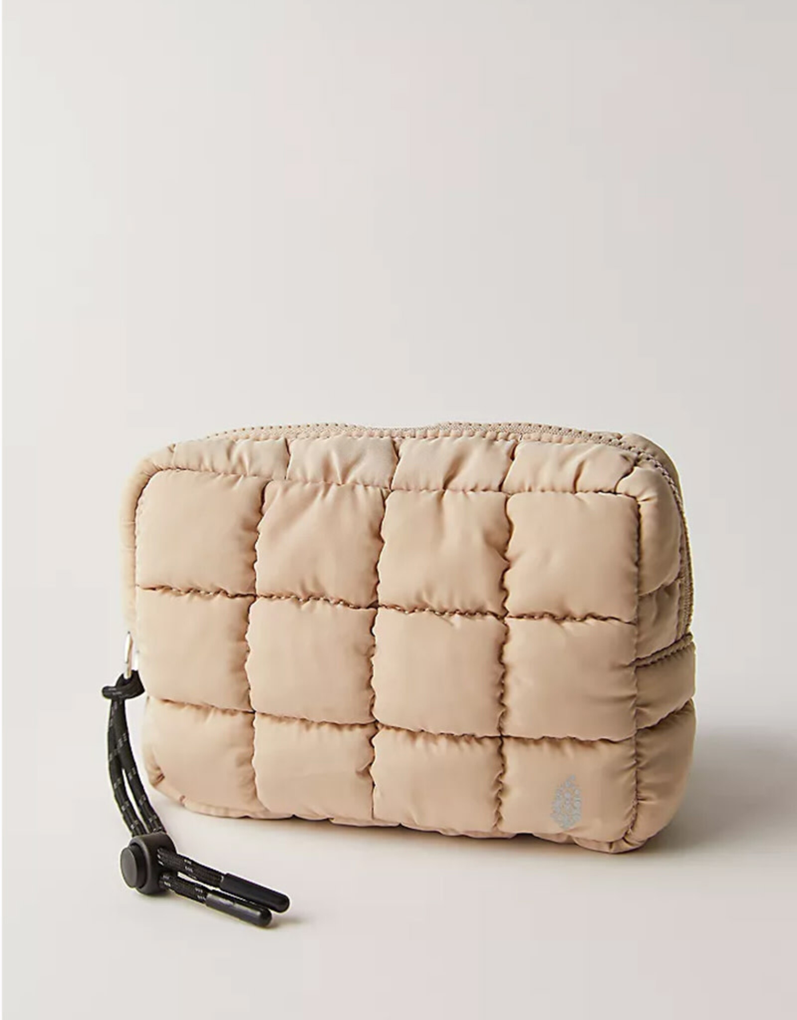 FP MOVEMENT QUILTED MINI CASE