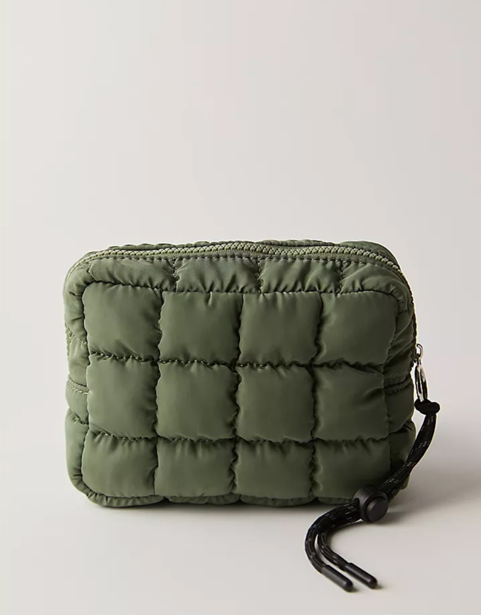 FP MOVEMENT QUILTED MINI CASE