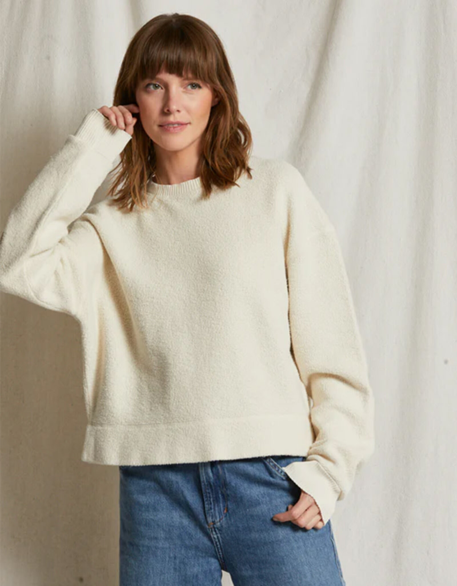 PERFECT WHITE TEE MAYER REVERSE FLEECE LS PULLOVER