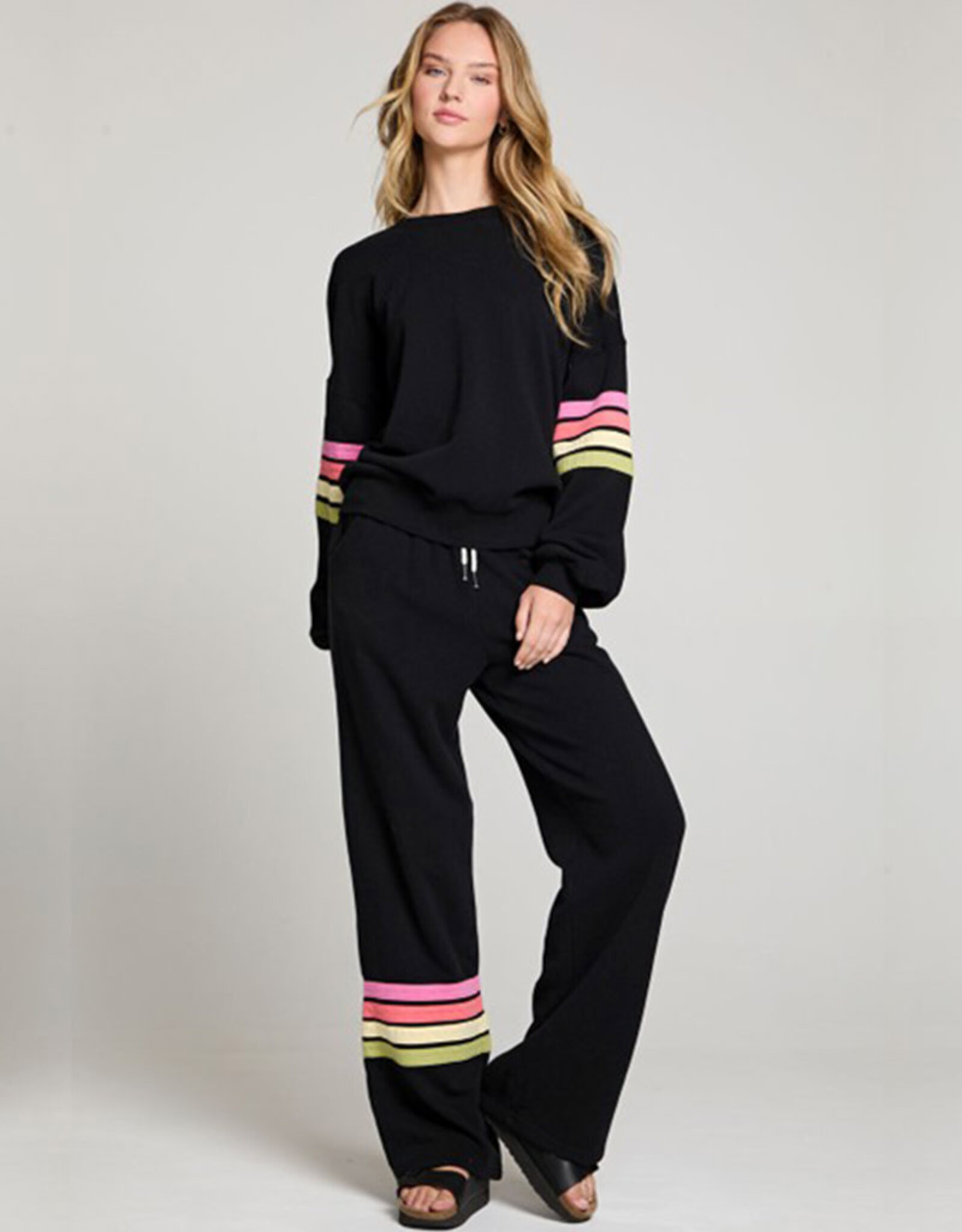 CHASER RAINBOW STRIPING LS PULLOVER