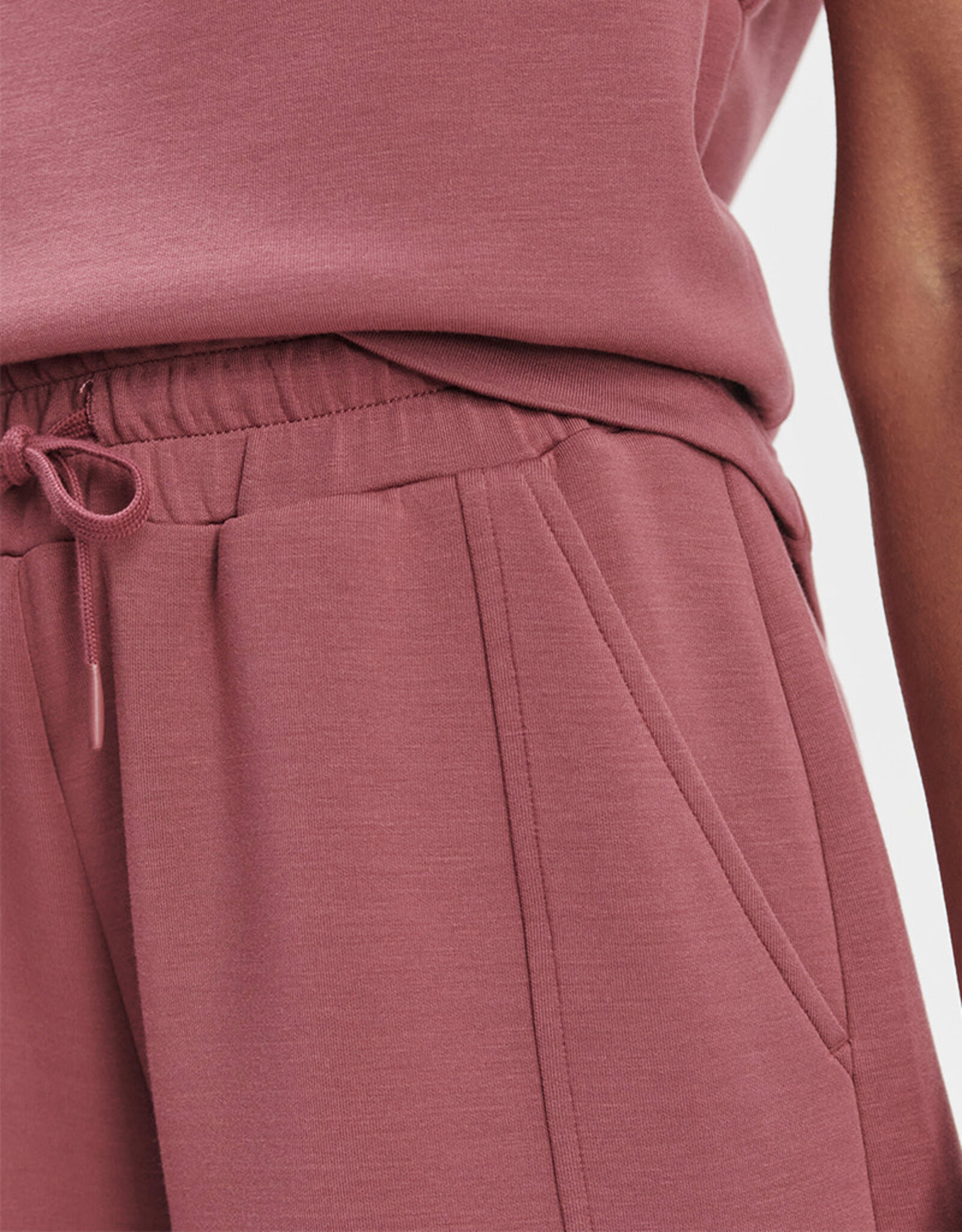 VARLEY ATRIUM HIGH RISE SHORT