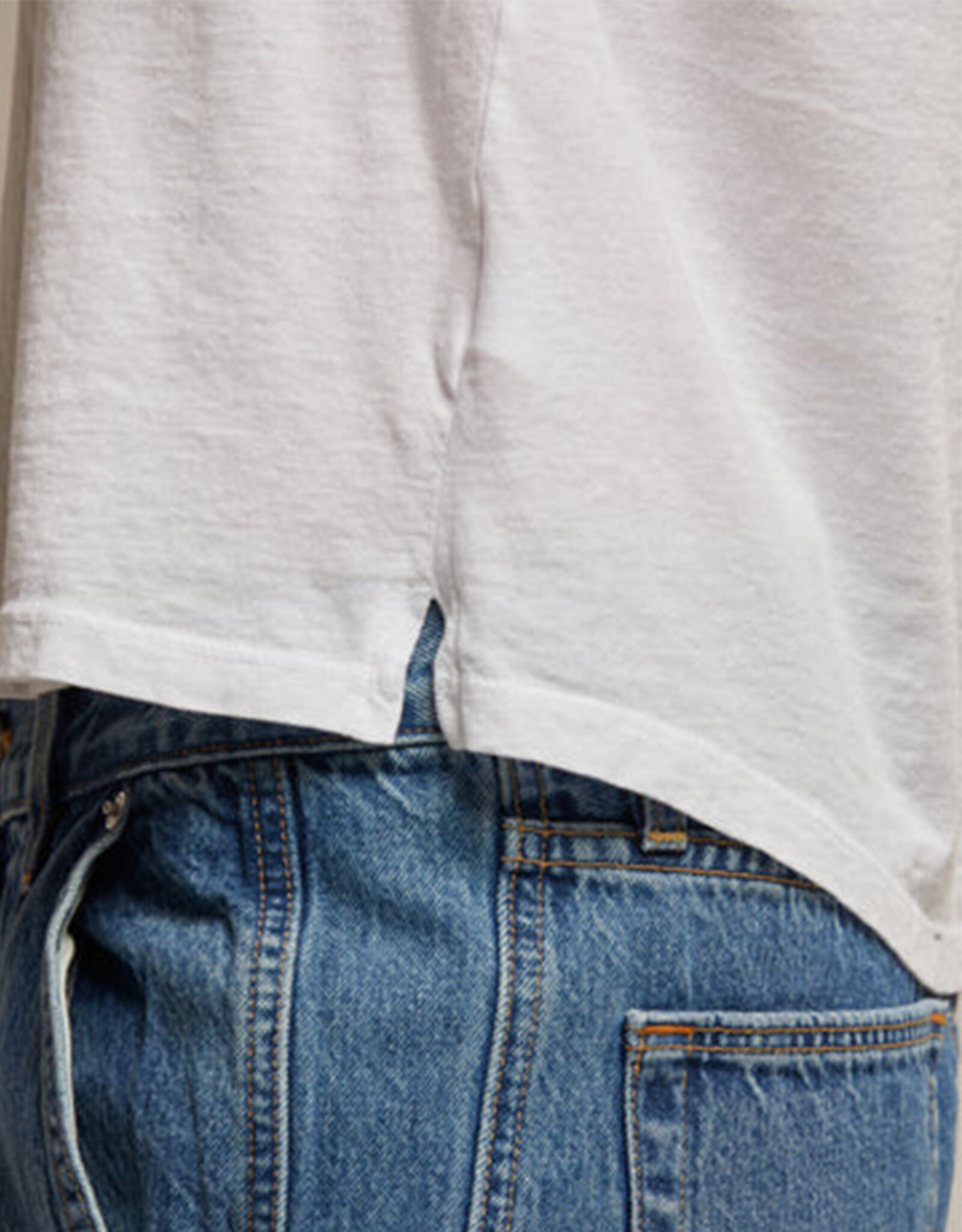 PERFECT WHITE TEE MARGOT SLEEVELESS VNECK TANK