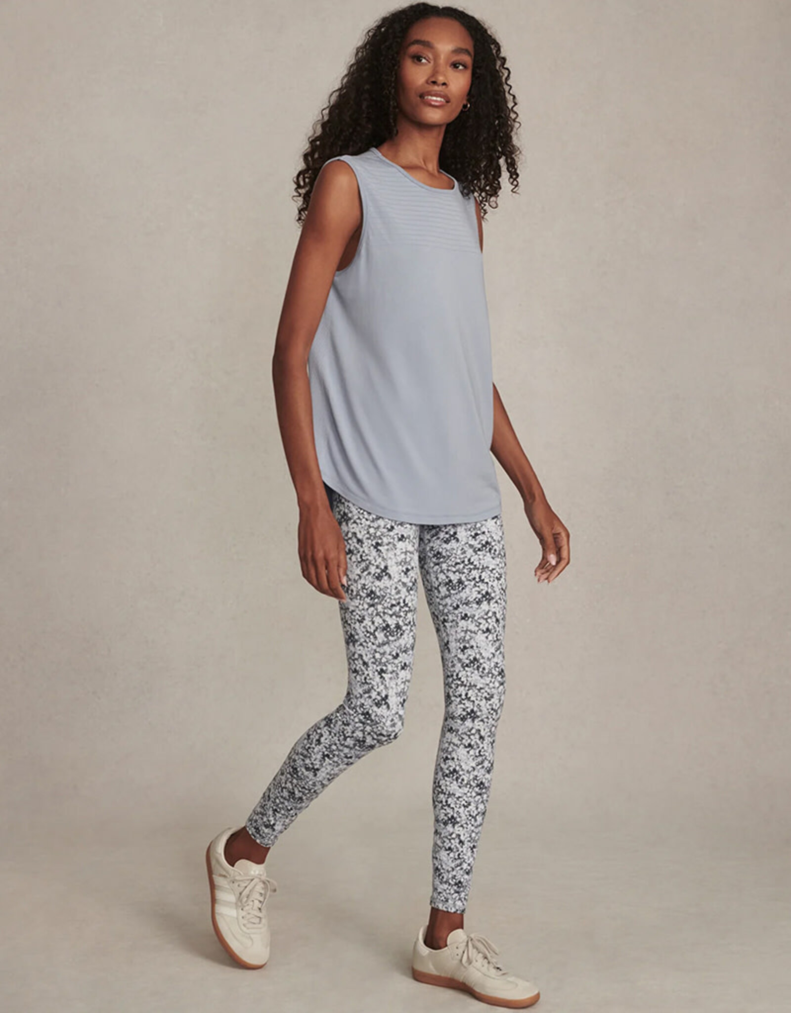 VARLEY NOLAN SEAMLESS LONGLINE TANK