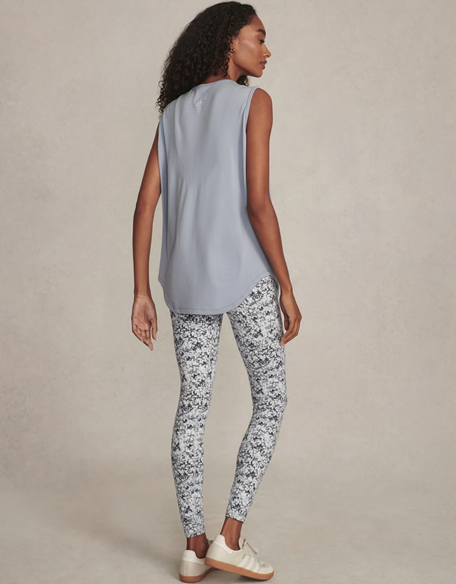 VARLEY NOLAN SEAMLESS LONGLINE TANK