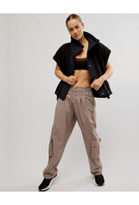 FP MOVEMENT SCOUT IT OUT VEST FP MOVEMENT SCOUT IT OUT VEST