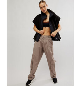 FP MOVEMENT SCOUT IT OUT VEST FP MOVEMENT SCOUT IT OUT VEST