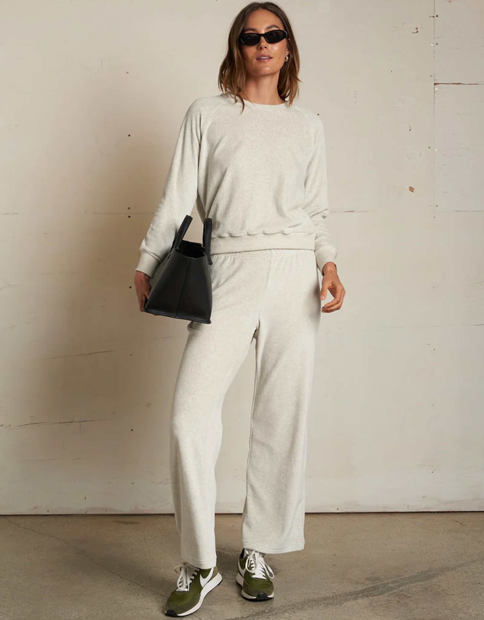 PERFECT WHITE TEE STELLA