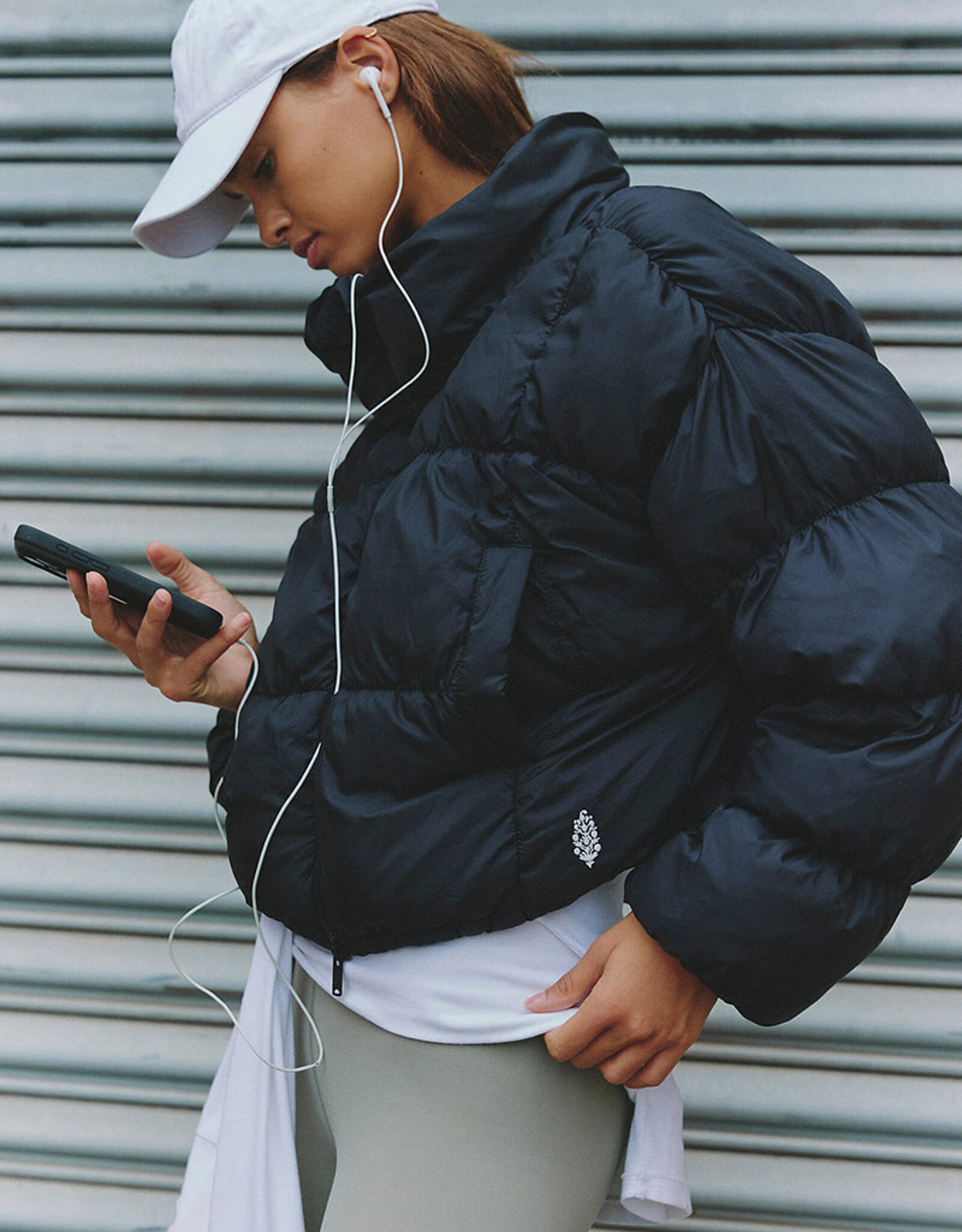 FP MOVEMENT IN A BUBBLE PUFFER JACKET