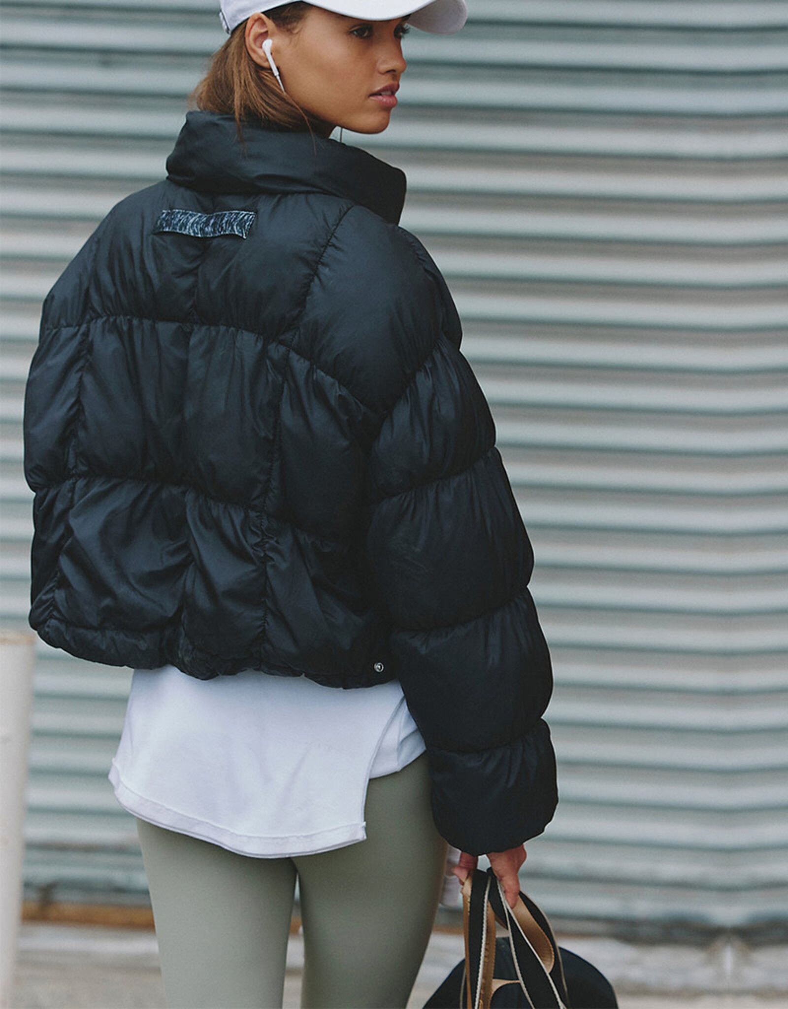 FP MOVEMENT IN A BUBBLE PUFFER JACKET