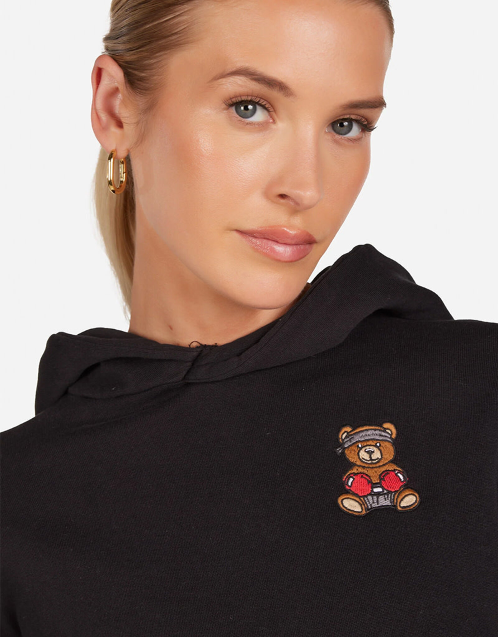 LAUREN MOSHI  ROSALIE BOXING BEAR