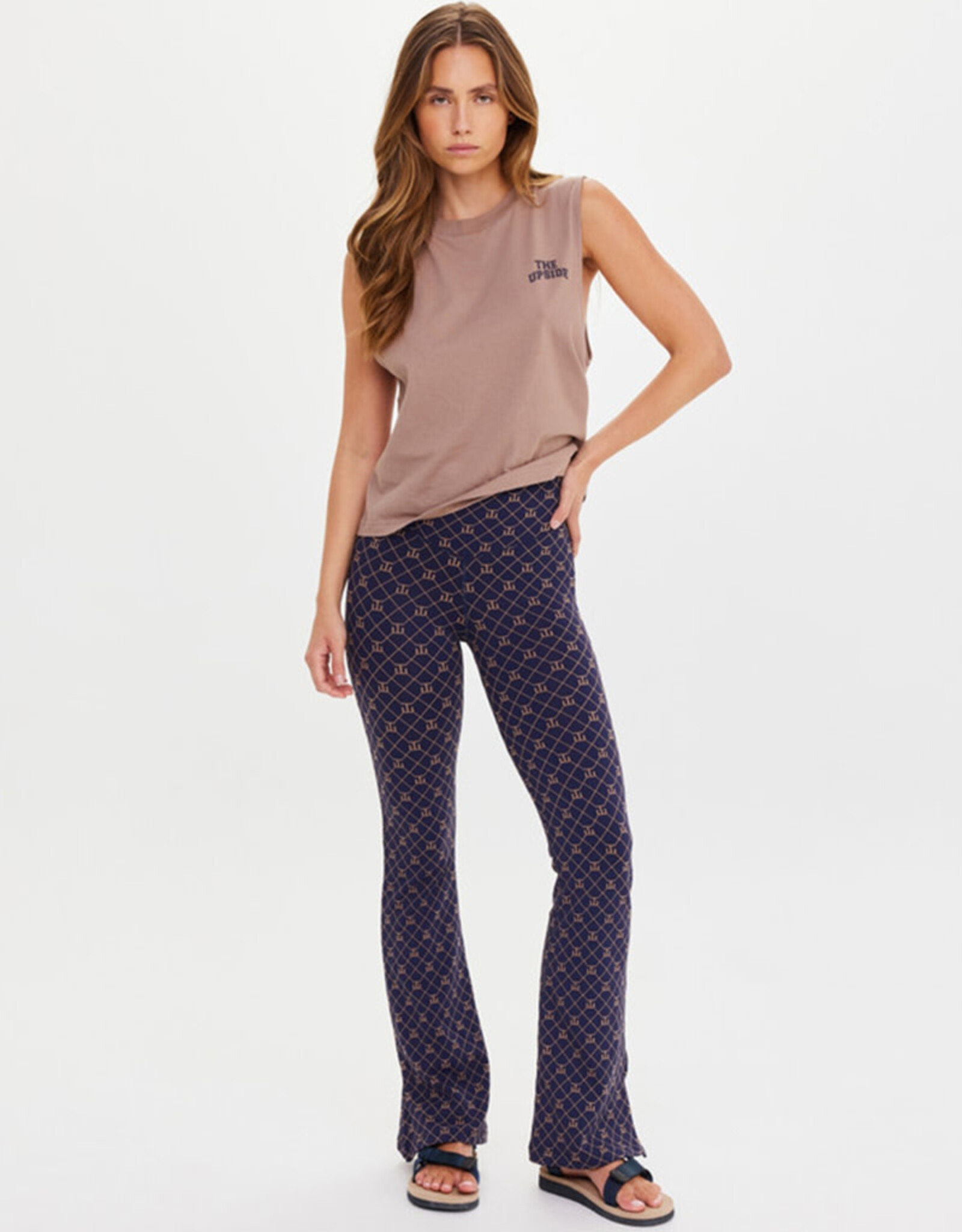 THE UPSIDE EZRA FLORENCE FLARE PANT