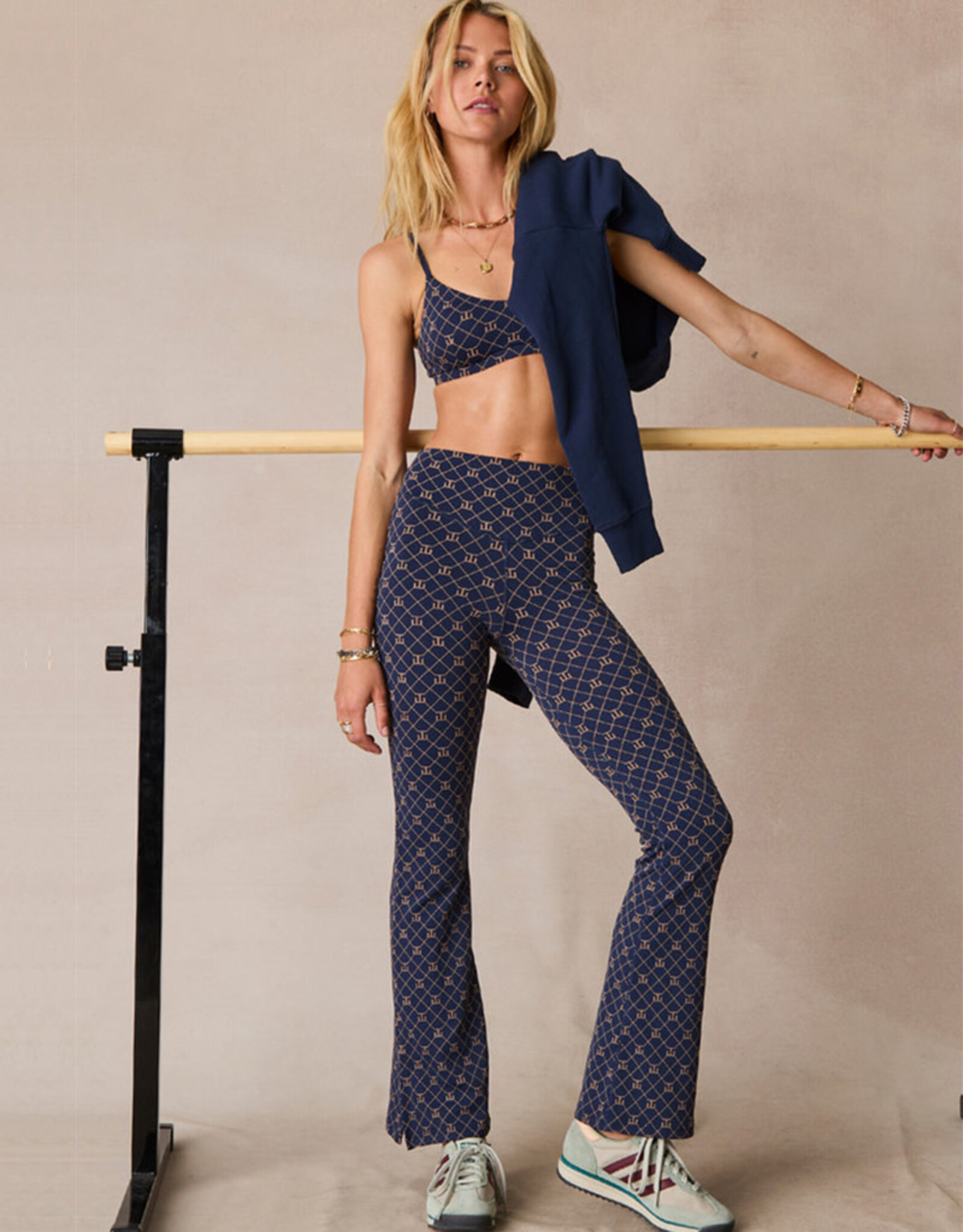 THE UPSIDE EZRA FLORENCE FLARE PANT