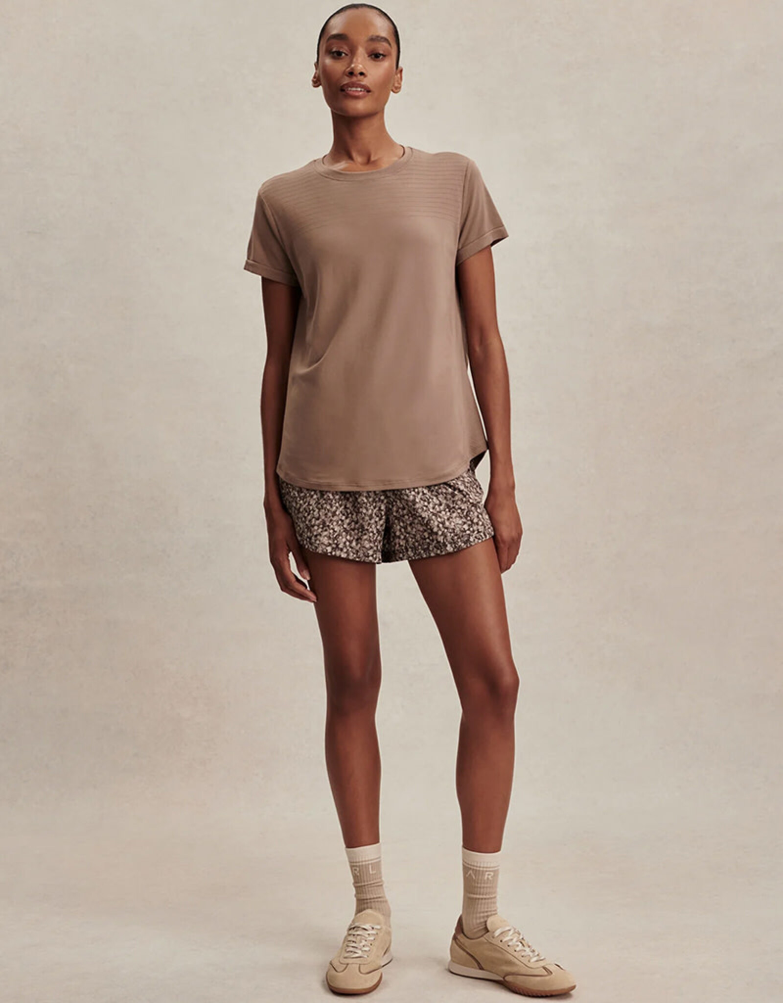 VARLEY SASKIA SEAMLESS LONGLINE TEE