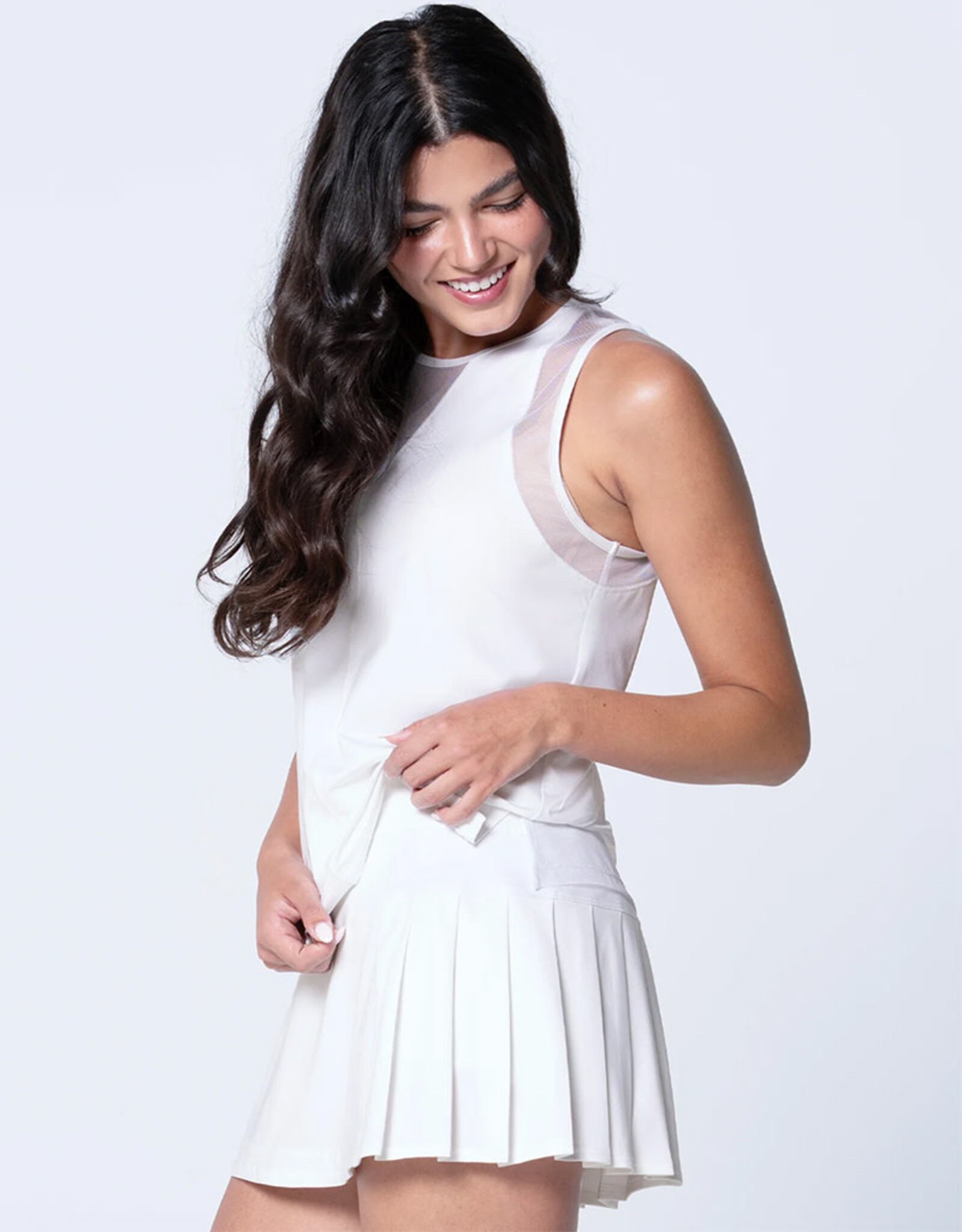 LUCKY IN LOVE LEVEL UP TANK