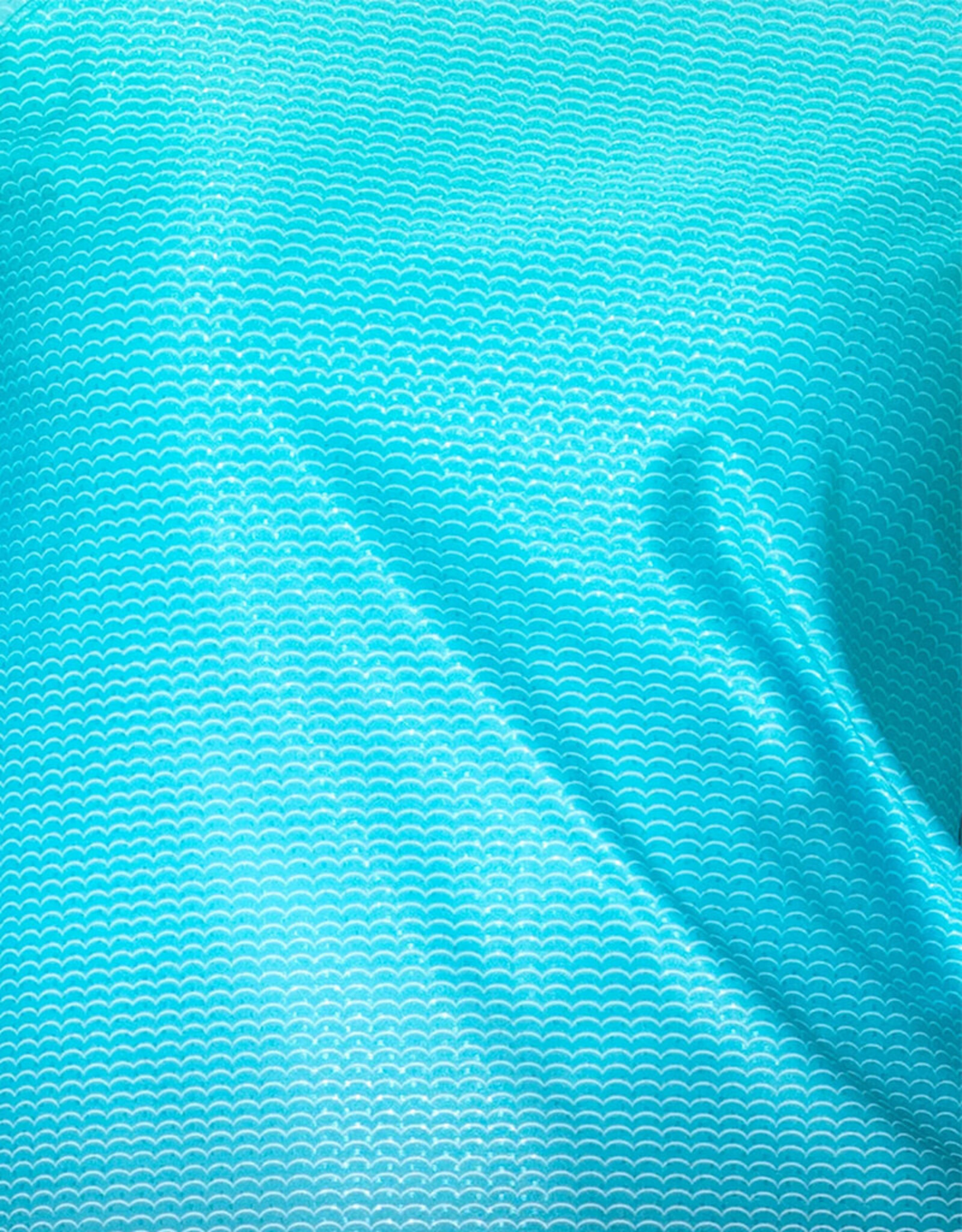 LUCKY IN LOVE IN IT TO WIN IT L/S