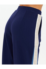 THE UPSIDE PETRA FLARE