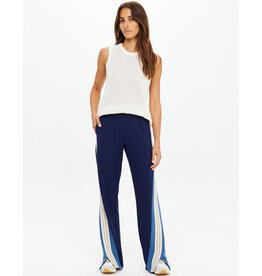 THE UPSIDE PETRA FLARE