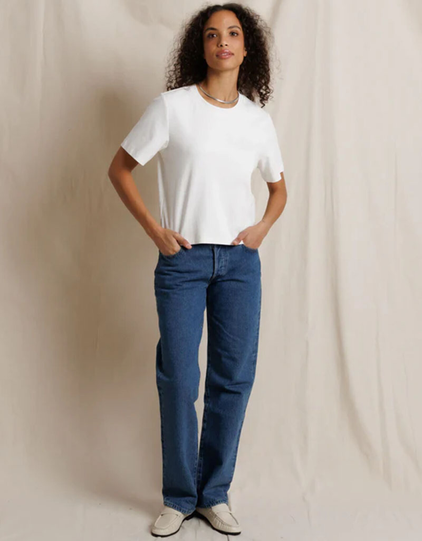 PERFECT WHITE TEE ATLAS TEE