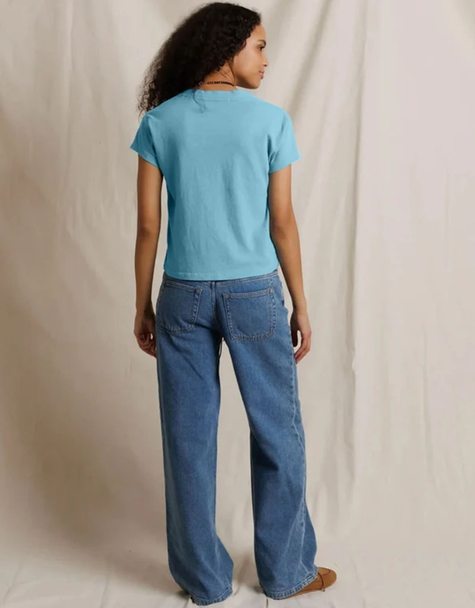 PERFECT WHITE TEE ALANIS COTTON VNECK